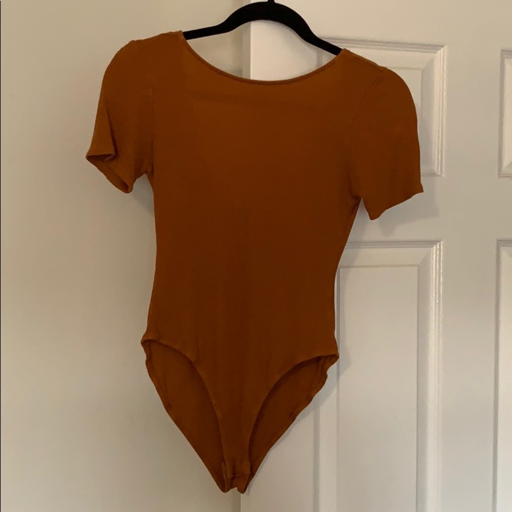 T-shirt bodysuit